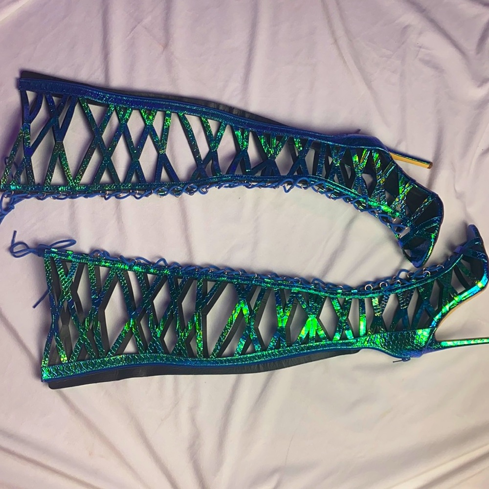Mermaid lace up heals